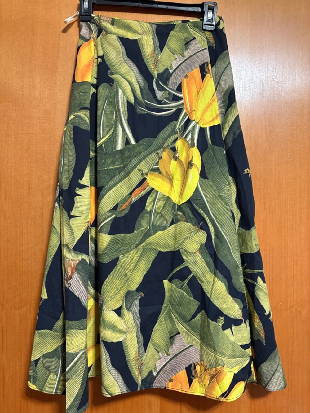 FARM Rio Banana Craze Print High-Low Skirt - Picture 5 of 7